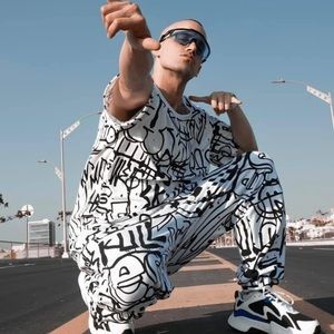 Meet your Posher, Luis